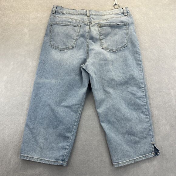 Gloria Vanderbilt Amanda Capri Jeans 12 All Around Slimming Effect Light Wash - Picture 6 of 16